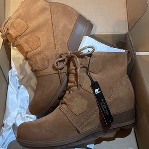 Sorel Evie Lace wedge bootie